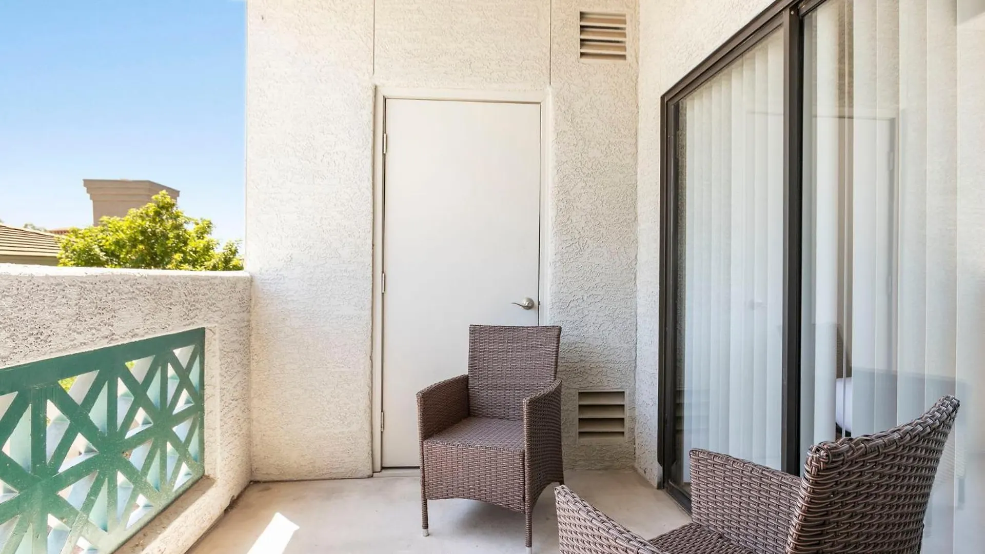 2Br Cozysuites At Kierland Commons With Pool #08 Скоттсдейл 0*,  США
